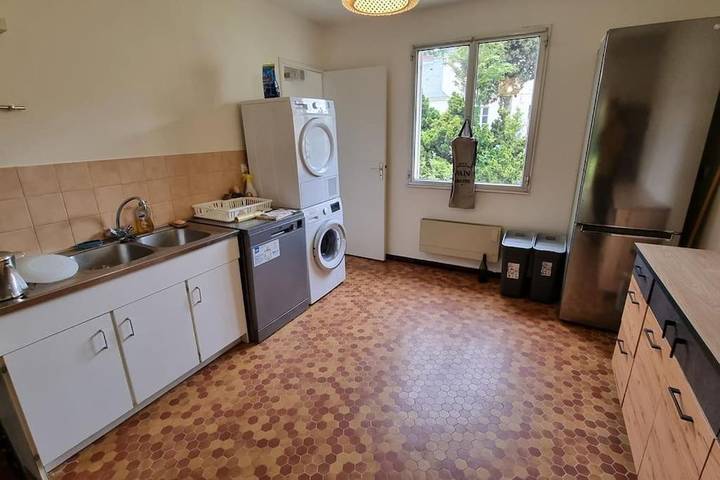 Location de vacances pour 4 personnes, avec vue et balcon à Benais - 2