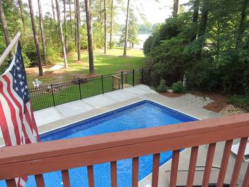 Vacation Home for 17 Guests in Lake Gaston, North Carolina, Picture 1