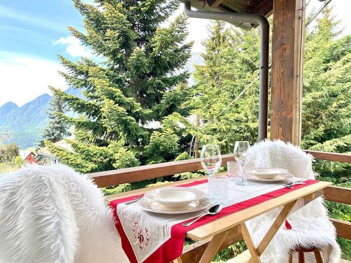 Appartamento vacanze per 5 persone, con panorama e giardino, adatto a famiglie con bambini - 1