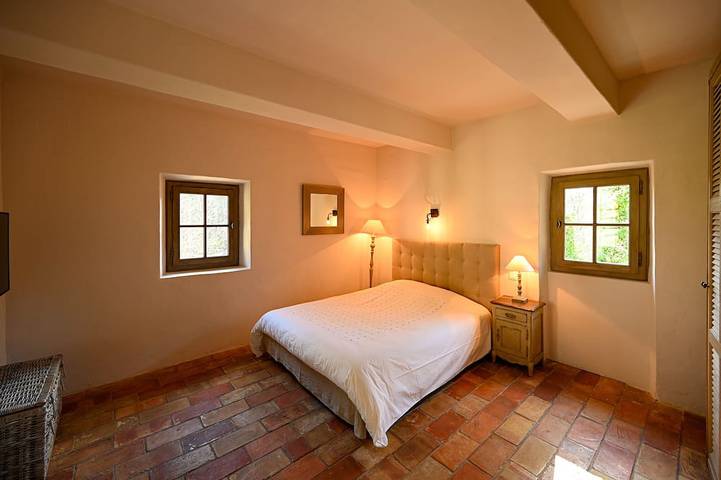 Villa pour 11 personnes, avec jardin et balcon, animaux acceptés à Roussillon - 2