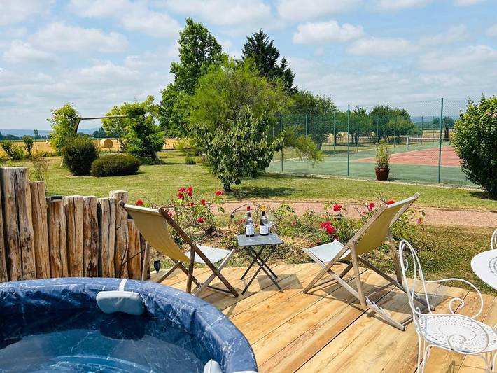 Maison d’hôte pour 5 personnes, avec jardin et vue à Demigny