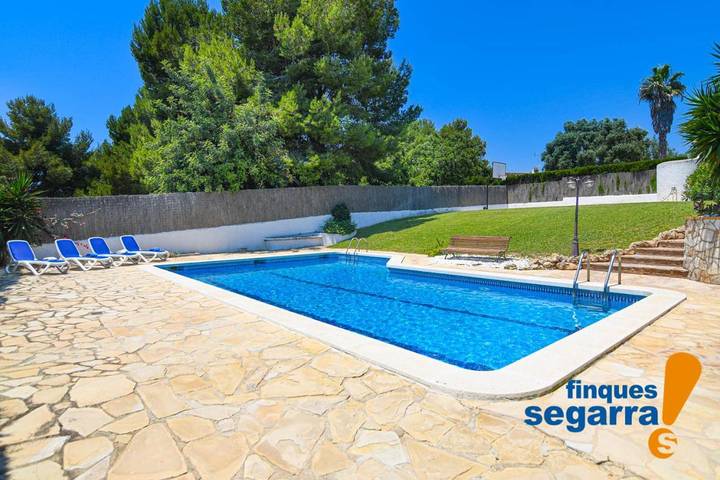 Casa rural para 12 personas, con piscina además de jardín y vistas en Vendrell - 4