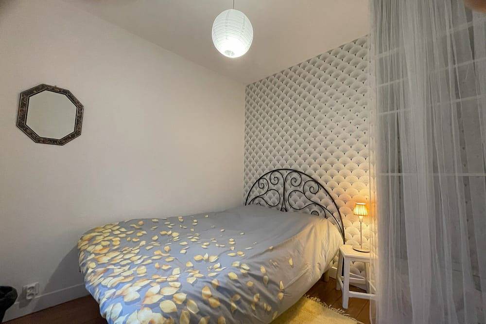 Charming and quiet house, 4 bedrooms, close to Paris and Olympic Village in Saint-Denis, Sena-Saint Denis