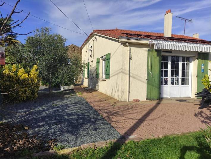Location de vacances pour 6 personnes, avec piscine et jardin à Moutiers-sur-le-Lay - 2