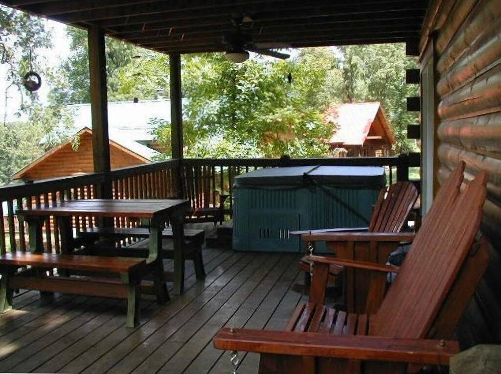 Kleines Baumhaus! Gratis Wifi! in Table Rock Lake