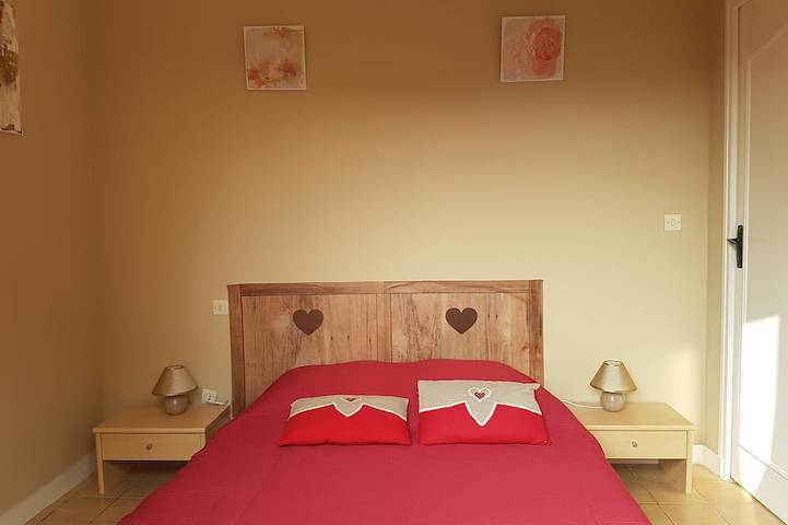 Location de vacances pour 12 personnes, avec terrasse à Sauchay - 2