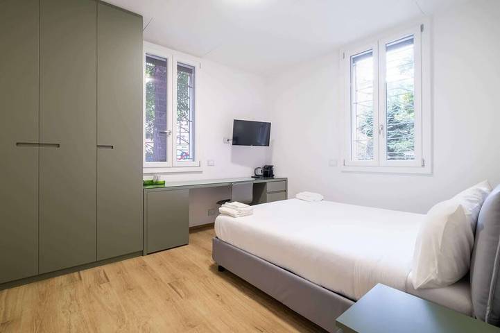 Gîte pour 4 personnes, avec balcon dans Gare De Bologne - 3