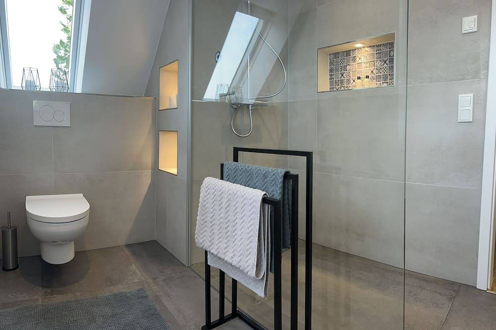 Ganze Wohnung, Ferienwohnung \"Gaia\" in Sendenhorst, 70qm neu renovierte Wohnung mit Balkon in Sendenhorst, Münsterland