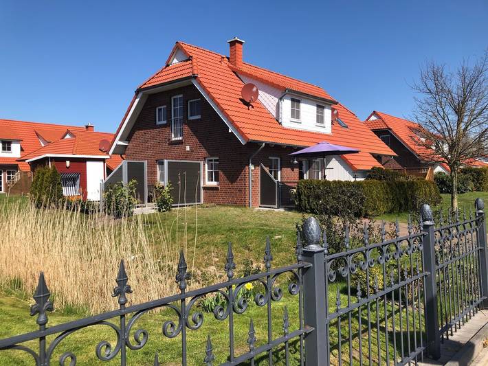 Ferienhaus für 6 Personen, mit Sauna, mit Haustier in Burhave