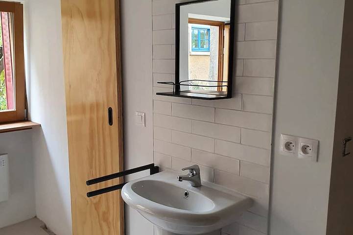La petite maison, 2 person gite in beautiful Bourgandy in Saint-Léger-Vauban, Parque natural de Morvan