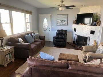 Vacation House for 15 Guests in Huron, Lake Erie, Picture 4