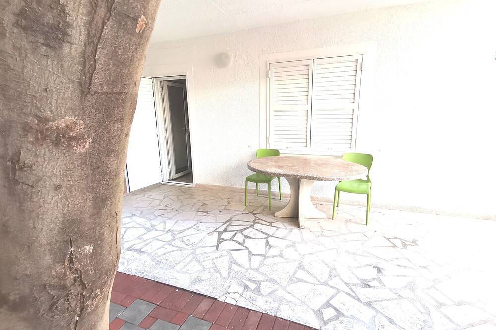 Ganze Wohnung, Angenehmer Aufenthalt für 2 (+1) in Promajna, Makarska Riviera