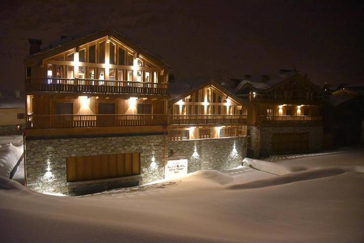 Hôtel pour 2 personnes, avec Terrasse et Jacuzzi ainsi que Jardin et Piscine