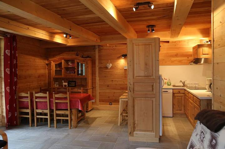 Gîte pour 6 personnes, avec jardin et balcon à Villaroger - 4