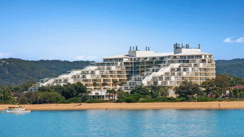 Ferienhaus für 4 Personen, mit Pool und Balkon - 1