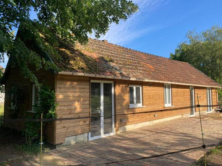 Location de vacances pour 6 personnes, avec jardin ainsi que terrasse et vue à L'Oudon
