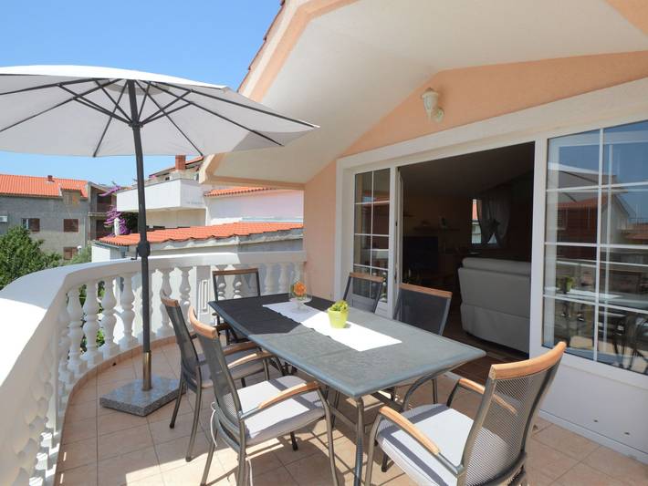 Ferienwohnung für 4 Personen, mit Garten und Terrasse, mit Haustier in Vodice - 2