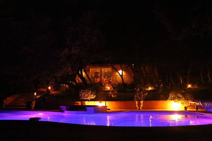 Chambre d’hôte pour 5 personnes, avec sauna et jacuzzi ainsi que jardin et piscine dans le Vaucluse - 2