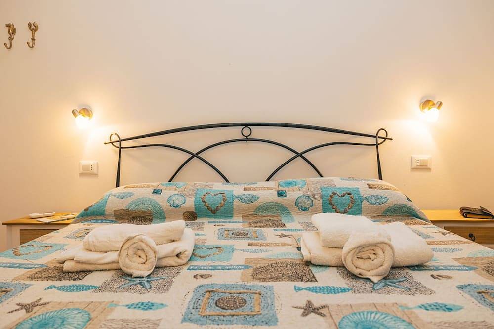 Ganze Wohnung, Wohnung-Komfort-Eigenes Badezimmer-Blick auf die Landschaft in Sant'Anna Arresi, Carbonia-Iglesias Provinz