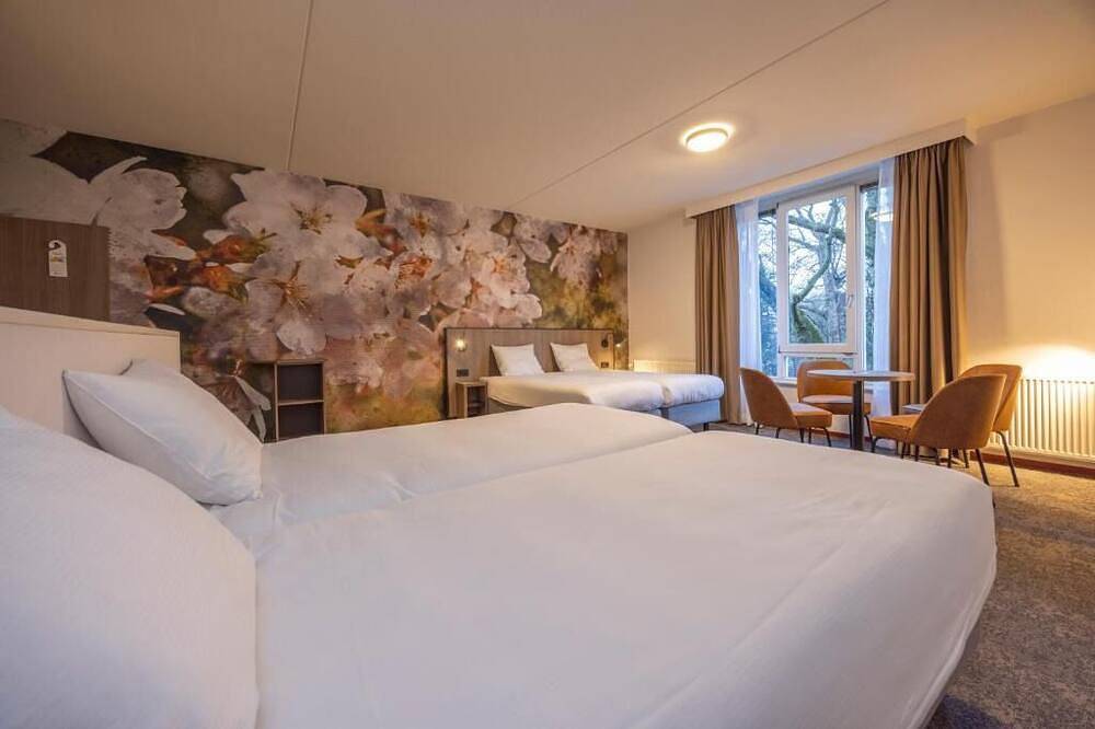 Ganze Wohnung, Unwind in a Room w/ Stunning Views & Relaxing Atmosphere! Indoor Pool, Parking! in Betuwe