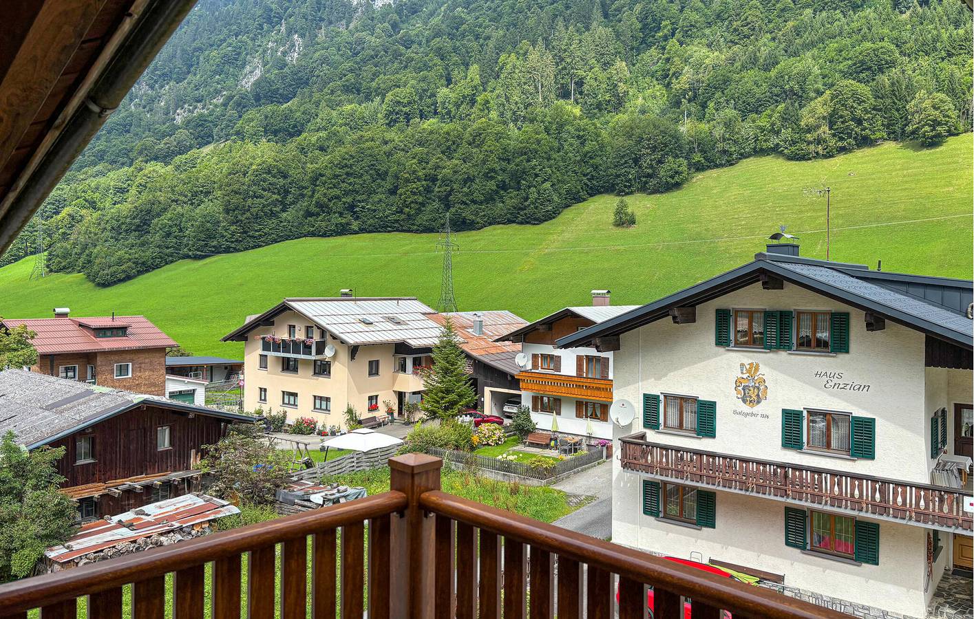Geheel vakantieappartement, Appartement Alfenz Terrace: Centrum & Skipiste dichtbij in Klösterle, Arlbergpas