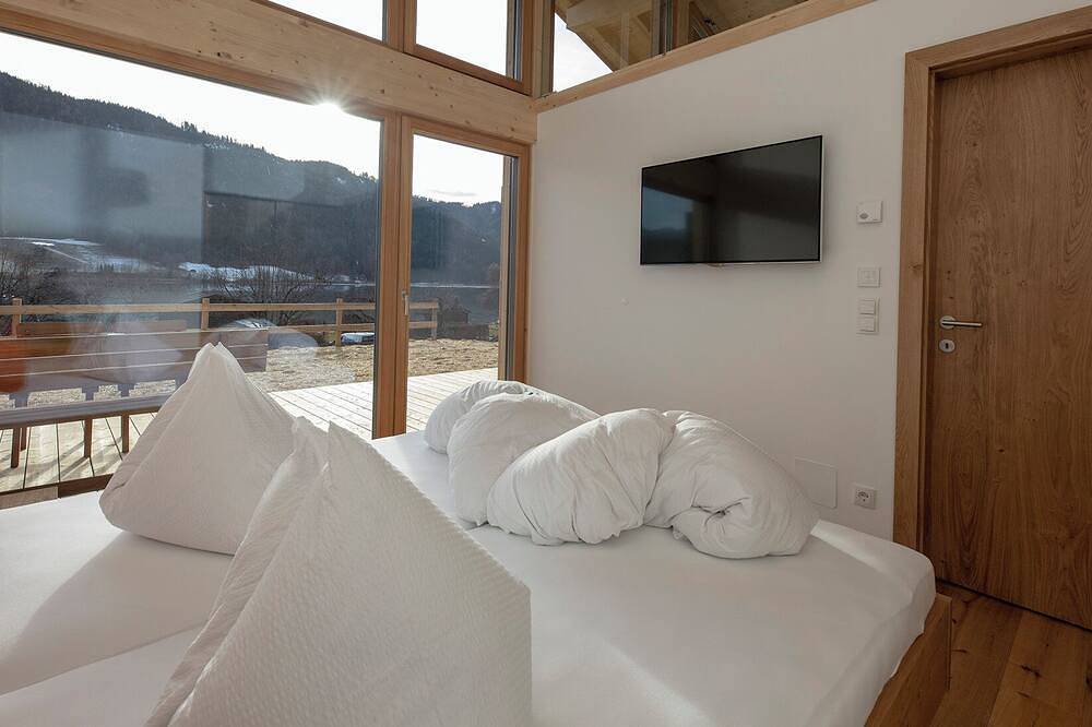 Chalet Seeliebe | Weissensee | Kärnten in Weissensee, Oberkärnten