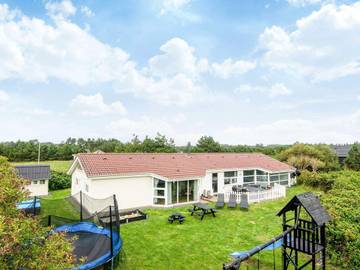 Ferienhaus für 10 Personen in Vejers Strand, Dänemark an der Nordsee, Bild 1