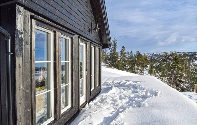 Ferienhaus für 7 Personen mit Garten in Nissedal