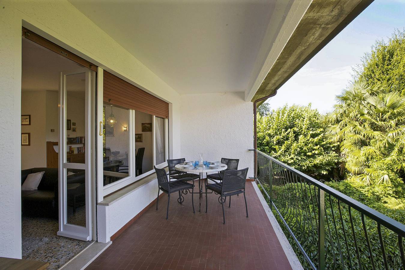 Casa Magnolia in Luino, Comune di Luino