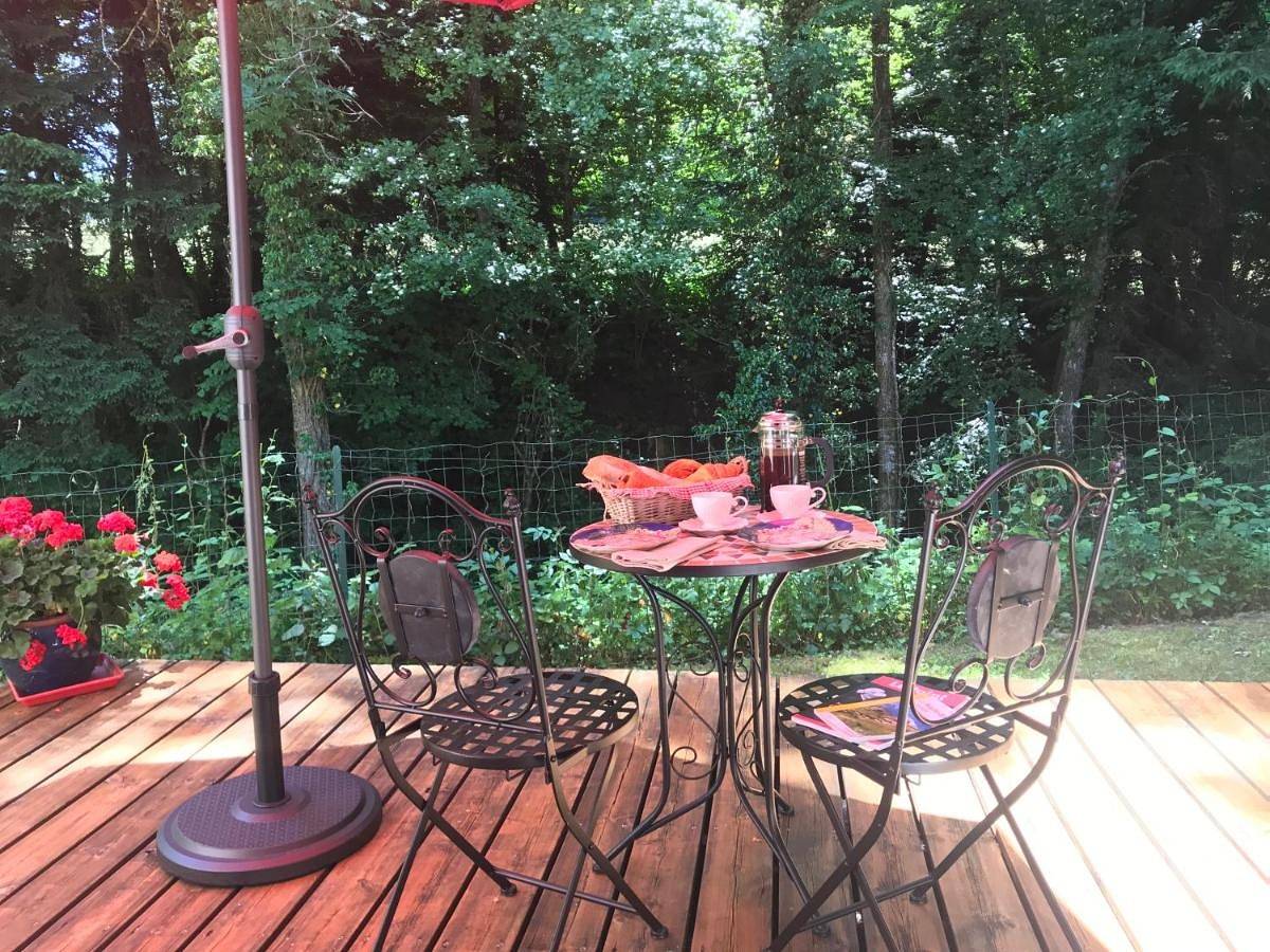 Appartement entier, Appartement au calme avec terrasse verdoyante entre Annecy et Genève in Villy-le-Pelloux, Région d'Annecy