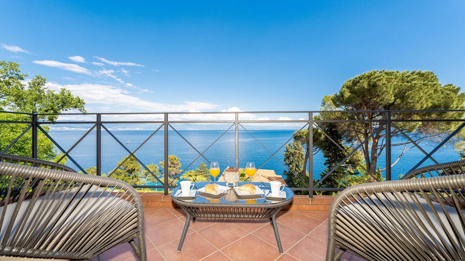 Villa Palazzo del mar Opatija by Villas Guide in Moscenicka Draga, Opatija Riviera
