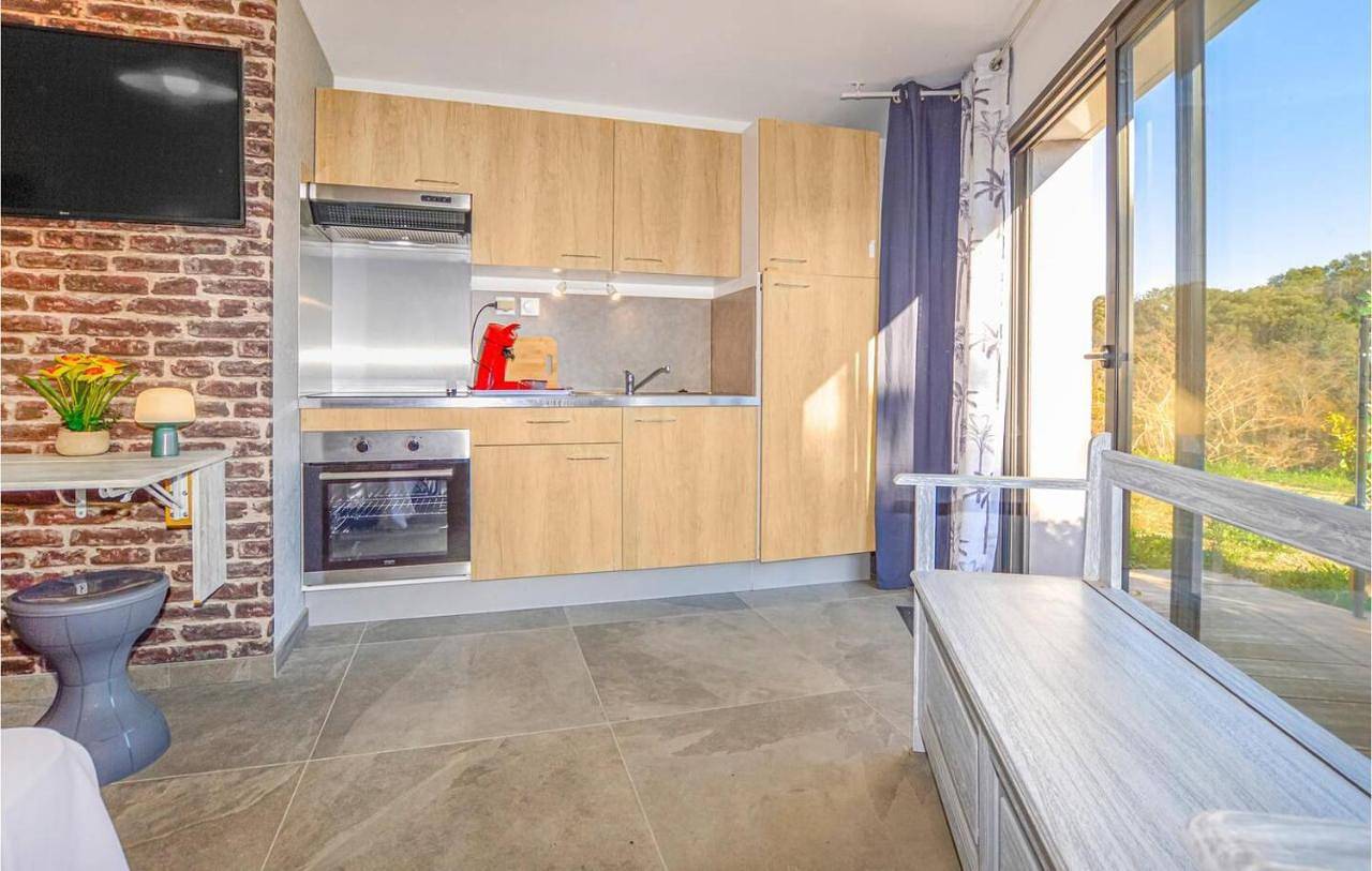 One-Bedroom House in Taglio-Isolaccio, Arrondissement de Corte