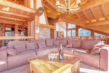 Chalet pour 15 personnes, avec balcon ainsi que sauna et jacuzzi, animaux acceptés à Villaroger
