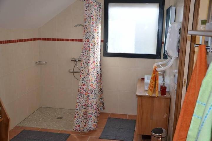 Gîte pour 6 personnes, avec jardin à Le Gâvre - 4