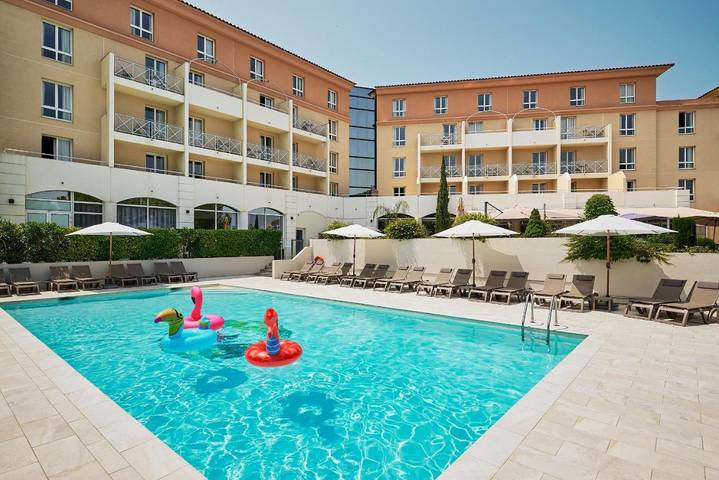 Hotel para 2 personas, con jardín y piscina, Se admiten mascotas - 1