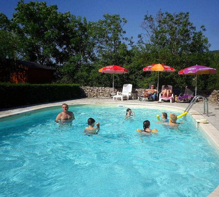 Chambre d’hôte pour 2 personnes, avec piscine et jardin, animaux acceptés dans l' Aveyron - 3