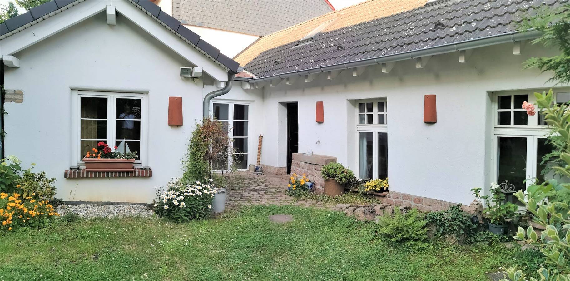 Ganze Ferienwohnung, Atelier_am_Main in Hattersheim am Main, Main-Taunus-Kreis