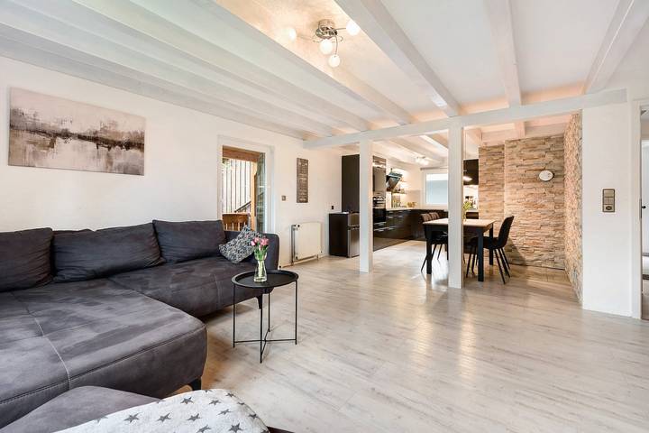 Ganze Wohnung, Premium Apartment 'Grünes Tal - Seenah' mit Gemeinschaftsgarten, Balkon und Wlan in Stockach, Landkreis Konstanz