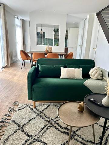 Gîte pour 7 personnes, avec terrasse à Bétheny