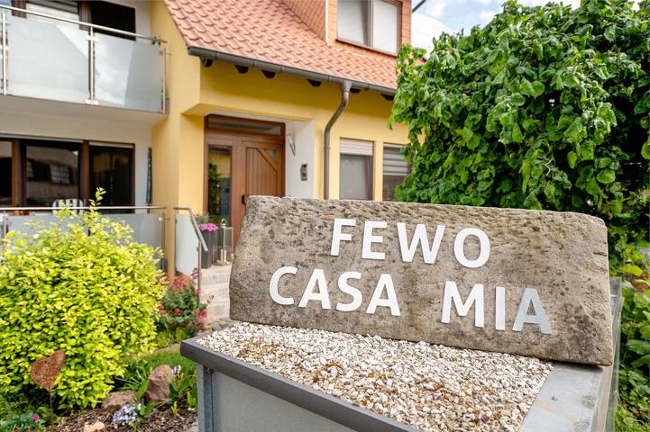 Ganze Wohnung, Ferienwohnung 'Casa Mia 2' mit privatem Garten und Wlan in Bad Dürkheim, Pfälzer Rheinebene
