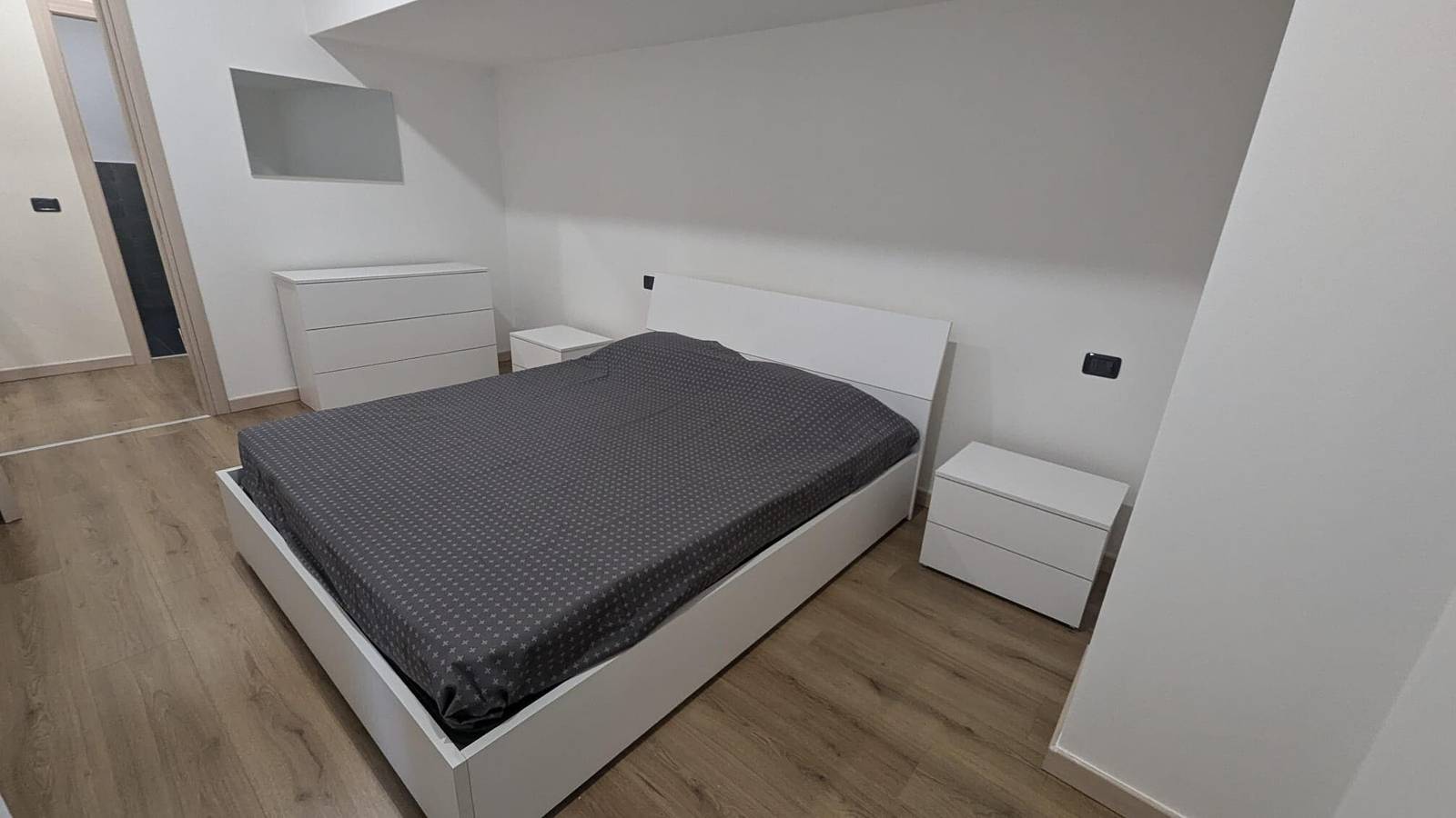 Ganze Wohnung, Ferienwohnung 'Nicla' mit Seeblick, Wi-Fi und Klimaanlage in Colico, Orobie Alpen West