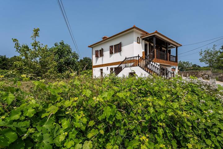 Holiday home for 6 people, with garden and balcony - 1