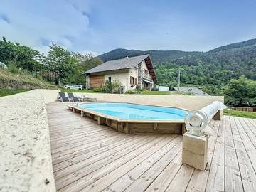 Cottage pour 3 personnes, avec jardin ainsi que terrasse et piscine à Saint-Martin-Vésubie