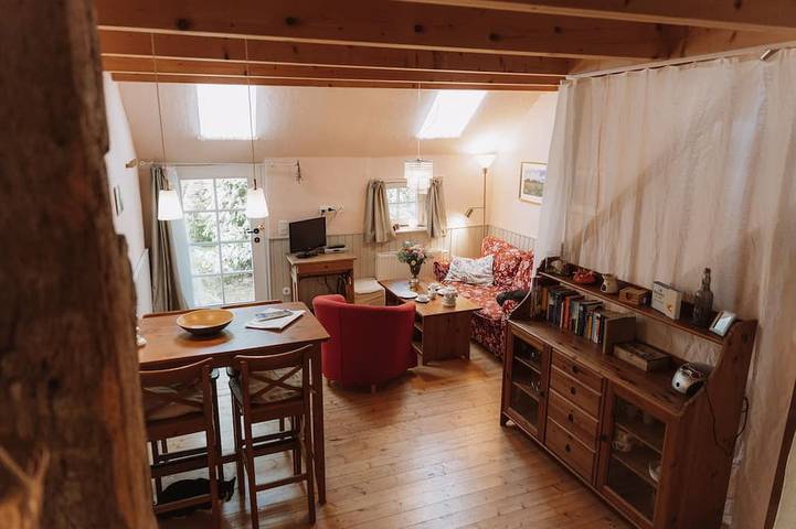 Ferienwohnung für 2 Personen, mit Garten und Terrasse sowie Sauna in Woltzeten