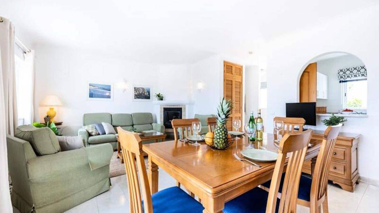 Ganze Ferienwohnung, Ferienwohnung für 4 Personen (130 m²) in Budens in Budens, Faro Distrikt