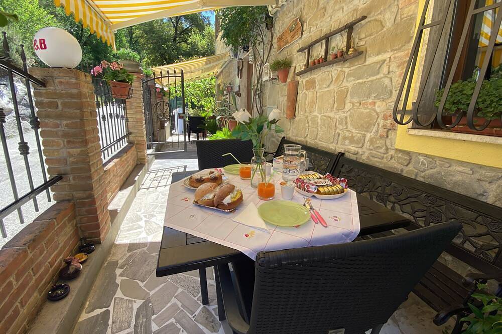 Il B&B Villa Filetta è un'accogliente struttura situata a Roccafluvione Ap in Roccafluvione, Parco nazionale dei Monti Sibillini
