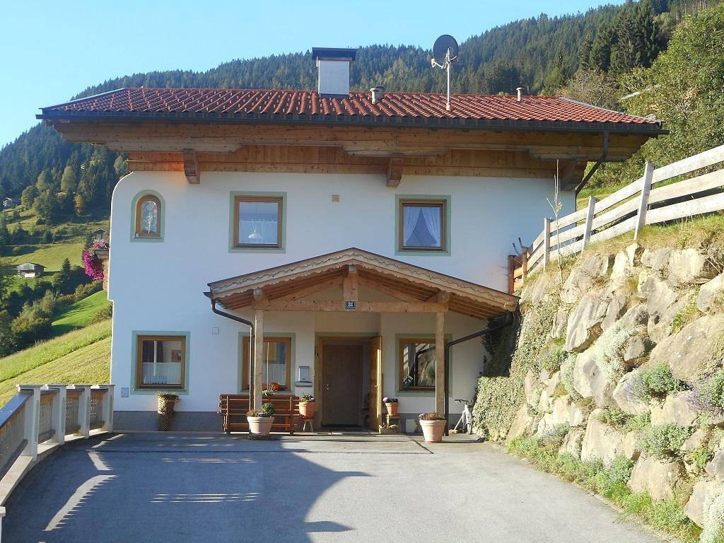 Geheel vakantieappartement, Appartement, douche en bad, Wc, 2 slaapkamers in Tux Alps, Aschau im Zillertal