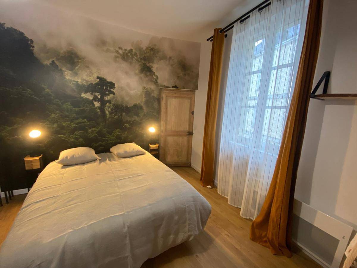 Ganze Wohnung, L'Oasis Angevine - Clim, Balneo, Sauna, Home Cinema & Parking in Angers, Angers und Umgebung