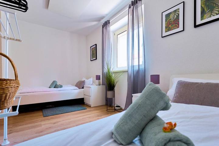 Ferienwohnung für 7 Personen, mit Ausblick und Balkon in Neu-Ulm