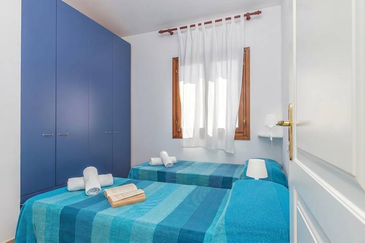 Entire apartment, Le Dimore di Nettuno 5 With Pool in Pittulongu, Olbia